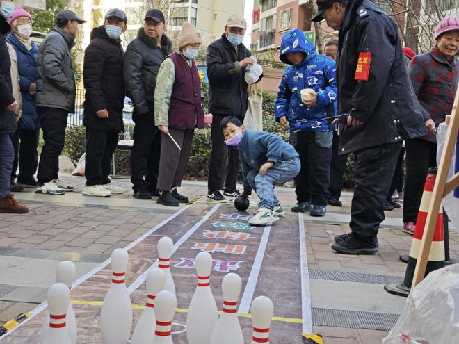 洪山区和平街道东方雅园社区开展 “法治宣传进万家·法律知识惠及全民” 社区国企退休人员普法活动(图6)