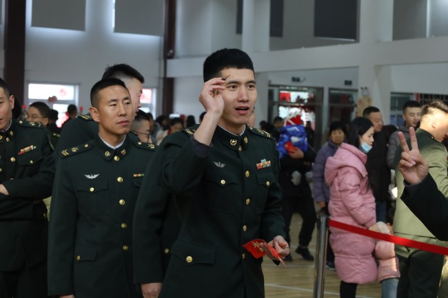 游园盛会迎新春 昂首阔步新征程(图6)
