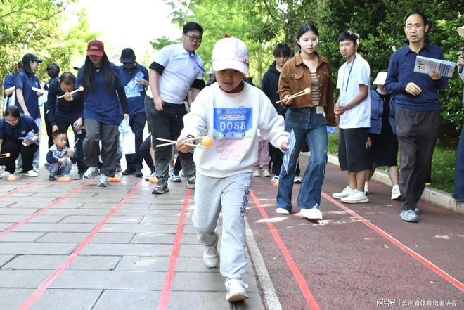 2025年全民健身志愿服务科学健身科普大讲学系列活动成功举办(图4)