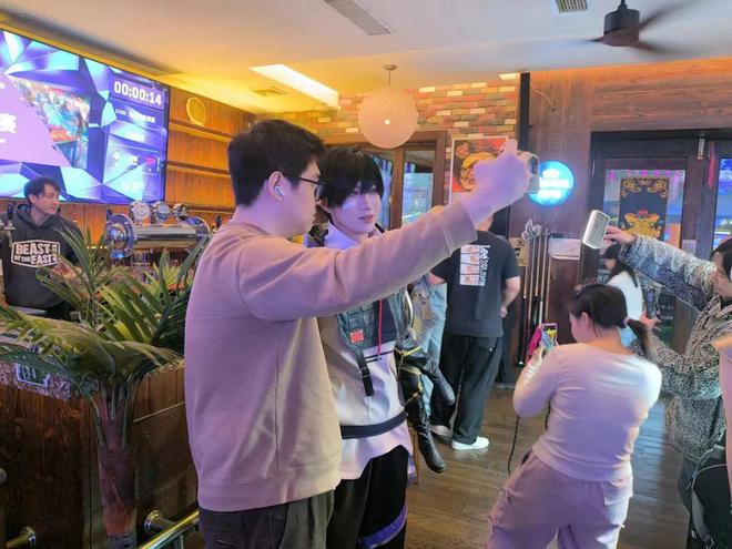 超430万这个FPS电竞赛事又一次创纪录了(图4)