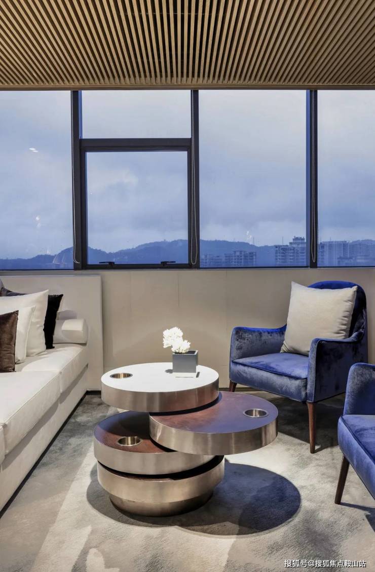 南湖山庄售楼处(南湖山庄)2025首页网站-营销中心欢迎您-楼盘详情-最新价格-户型图-容积率@最新售楼处(图3)