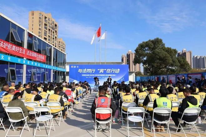 尊宪崇法丨奉贤区这场活动把法治温暖送到农民工心坎里(图2)